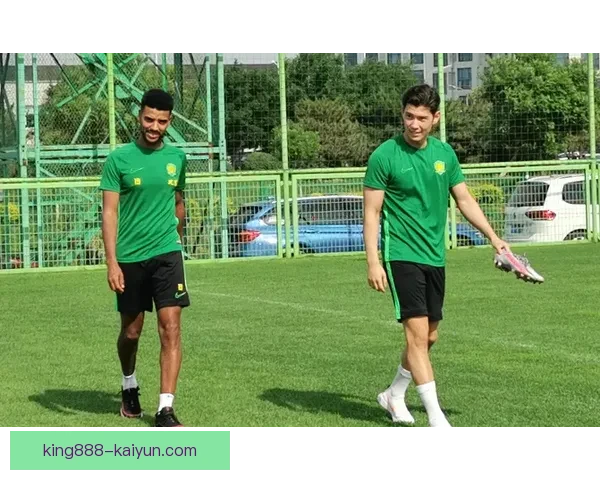 足球明星近期表现稳健，状态持续提升